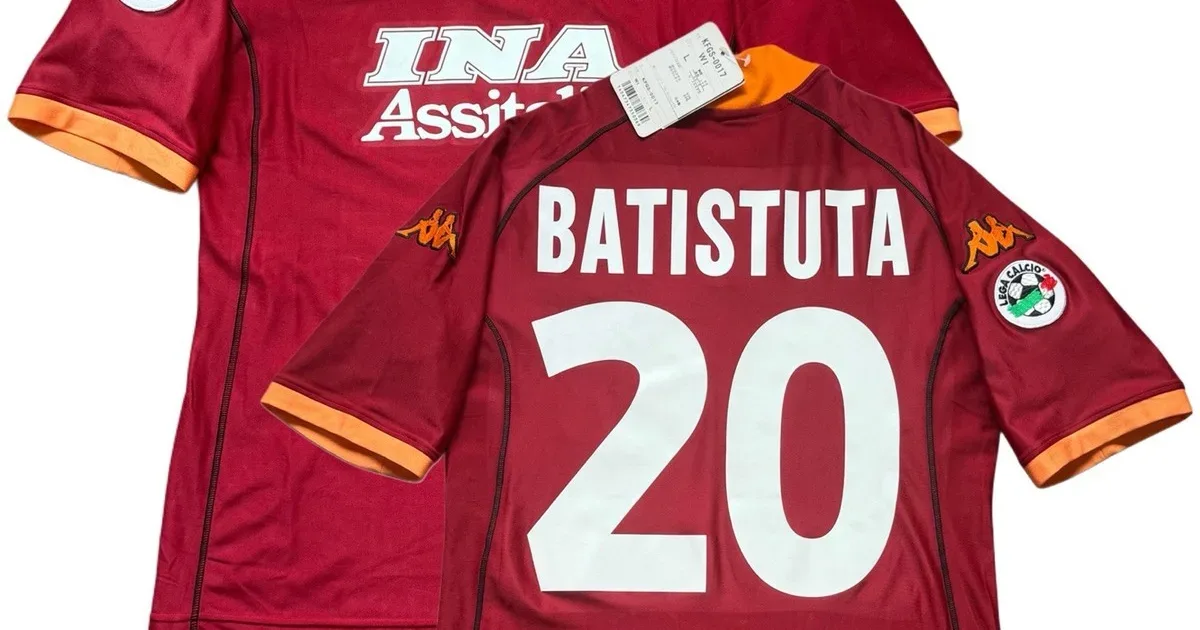 AS Roma 2001/02 thuisshirt van Kappa met INA Assitalia en Batistuta 20 op de rug